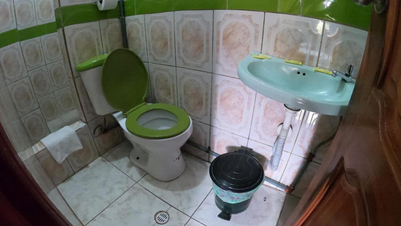 Hostal Casa Montoya บาญอส ภายนอก รูปภาพ