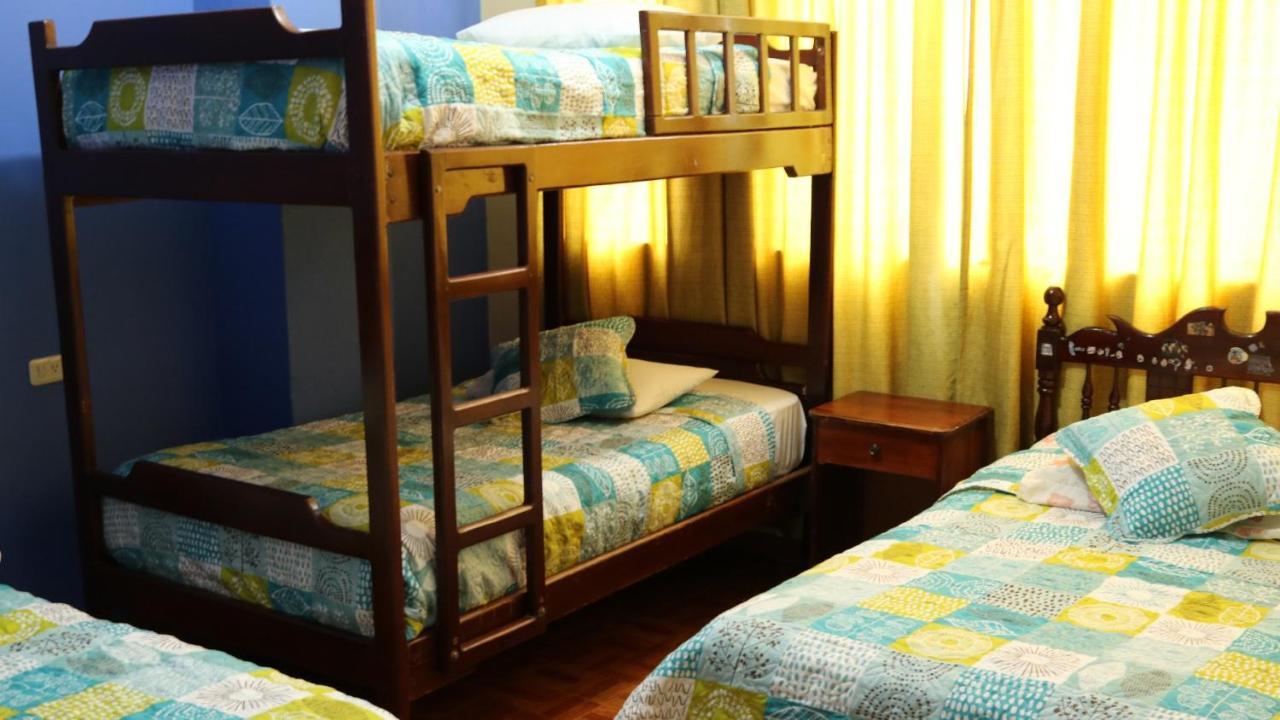 Hostal Casa Montoya บาญอส ภายนอก รูปภาพ
