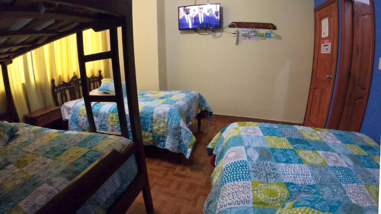 Hostal Casa Montoya บาญอส ภายนอก รูปภาพ